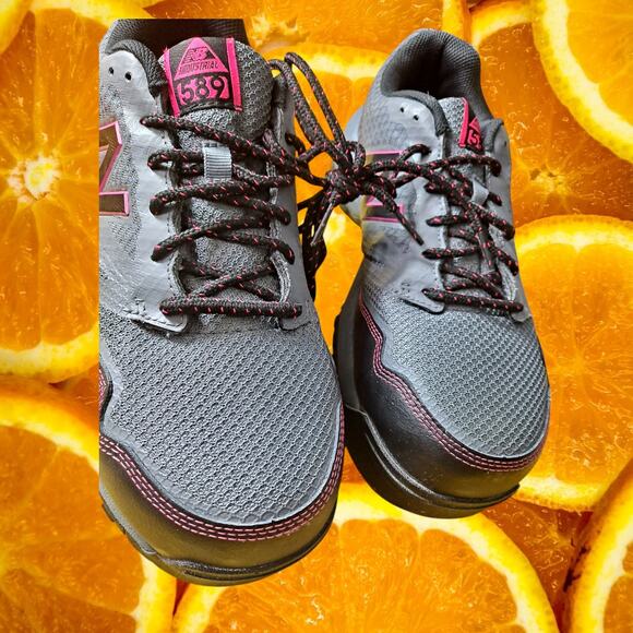 New Balance Women's Composite Toe Cap Work Sneakers‎ Size  9.5 - Picture 2 of 12